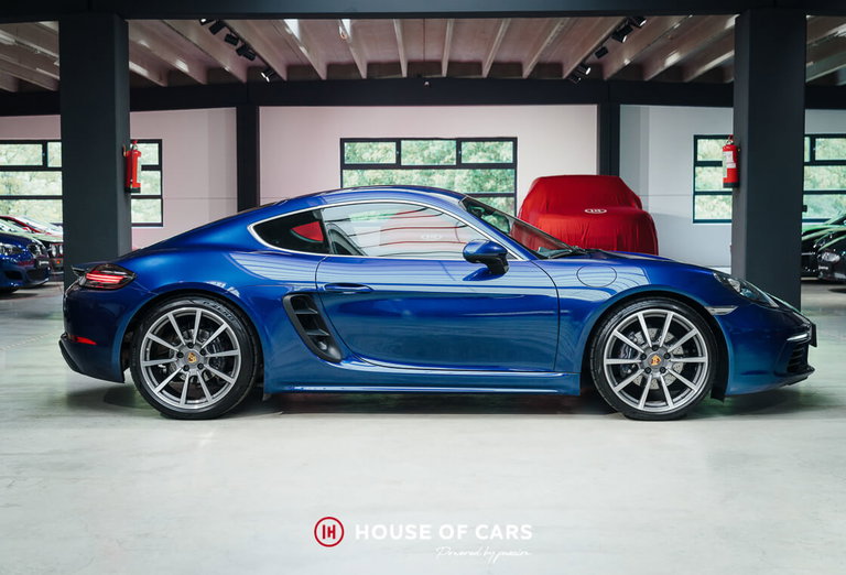 Porsche 718 Cayman