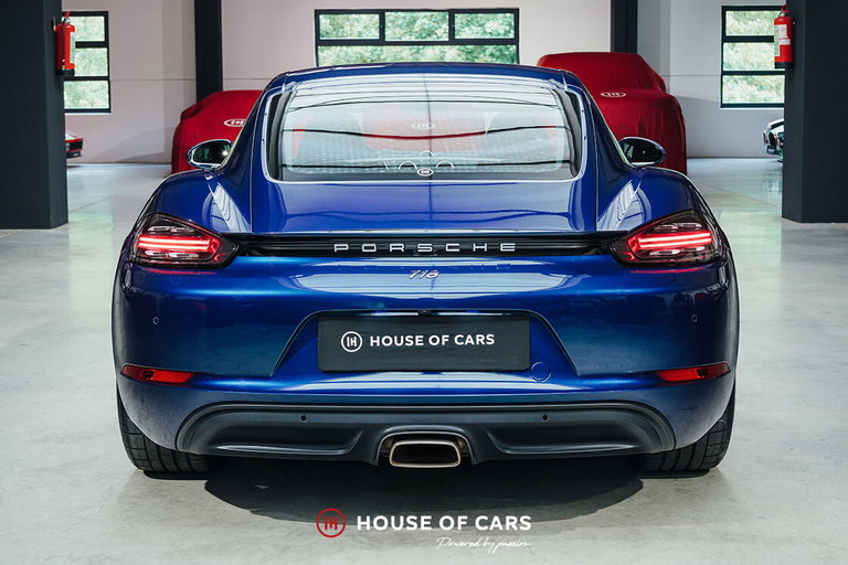 Porsche 718 Cayman