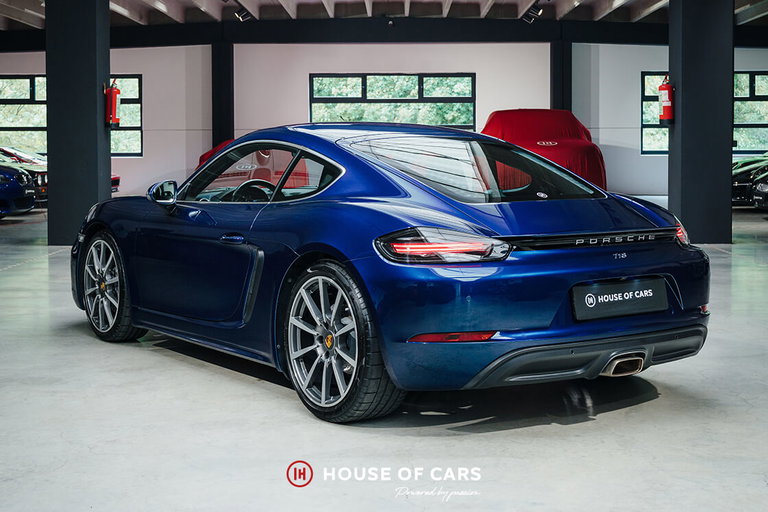 Porsche 718 Cayman