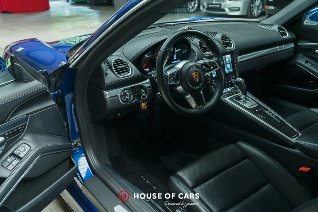 Porsche 718 Cayman