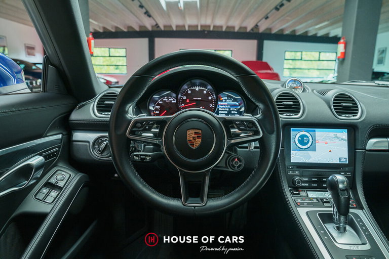 Porsche 718 Cayman