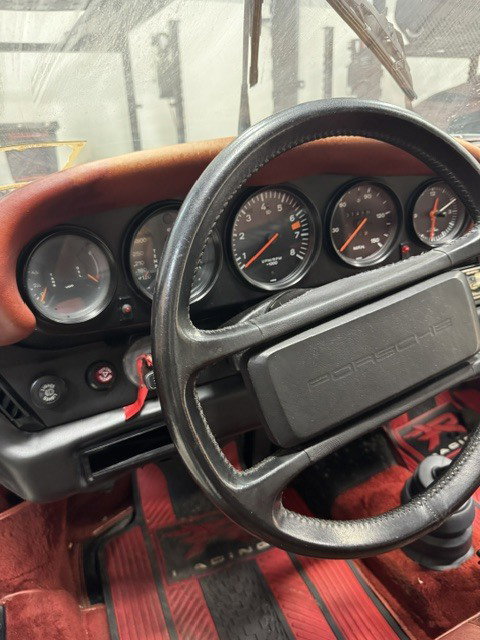 Porsche 911 Carrera (US)