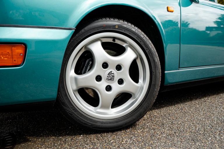 Porsche 964 Carrera 2