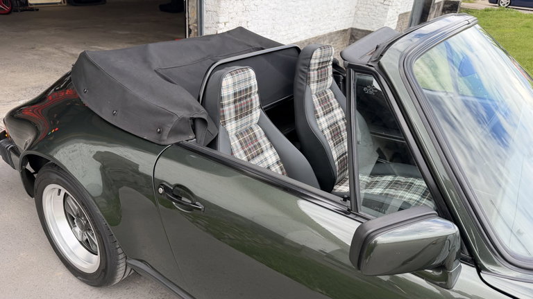 Porsche 911 Carrera 3.2