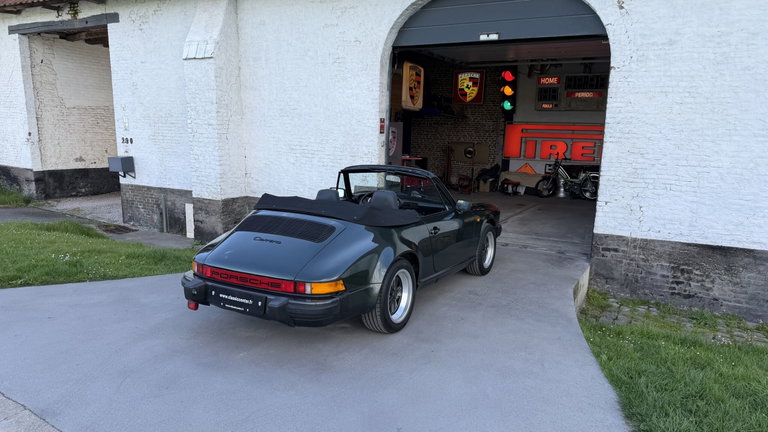 Porsche 911 Carrera 3.2