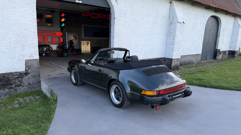 Porsche 911 Carrera 3.2