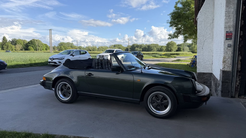 Porsche 911 Carrera 3.2
