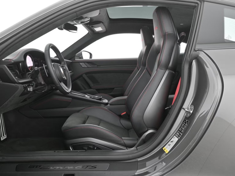 Porsche 992 Carrera GTS