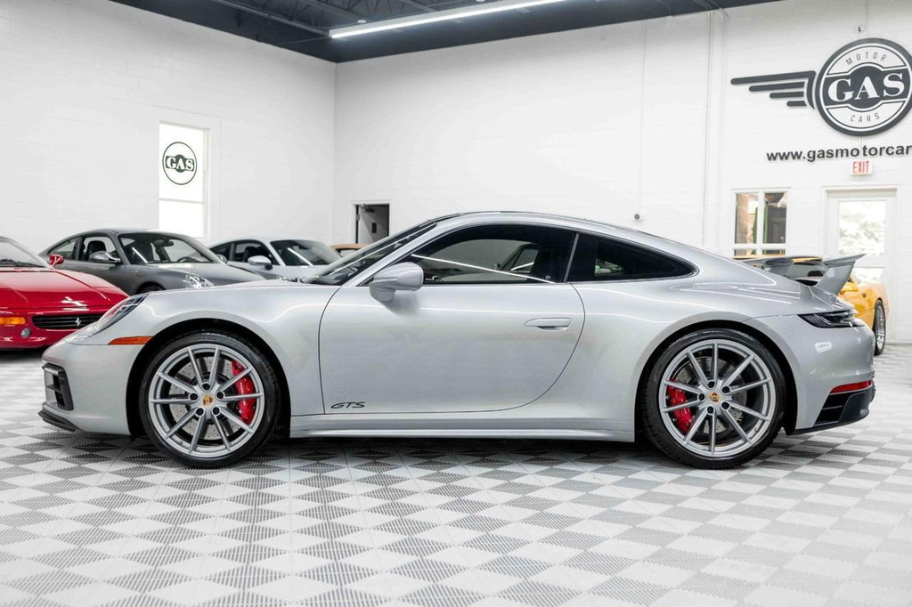 Porsche 992 Carrera GTS