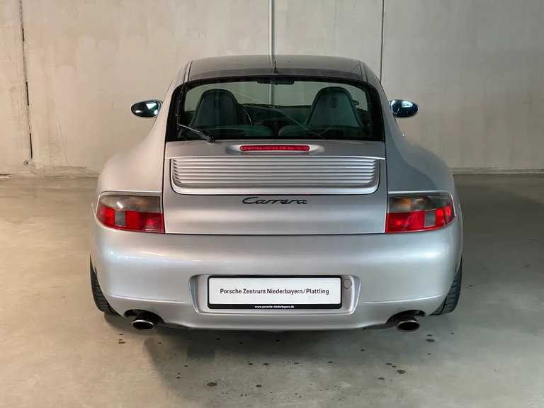 Porsche 996 Carrera