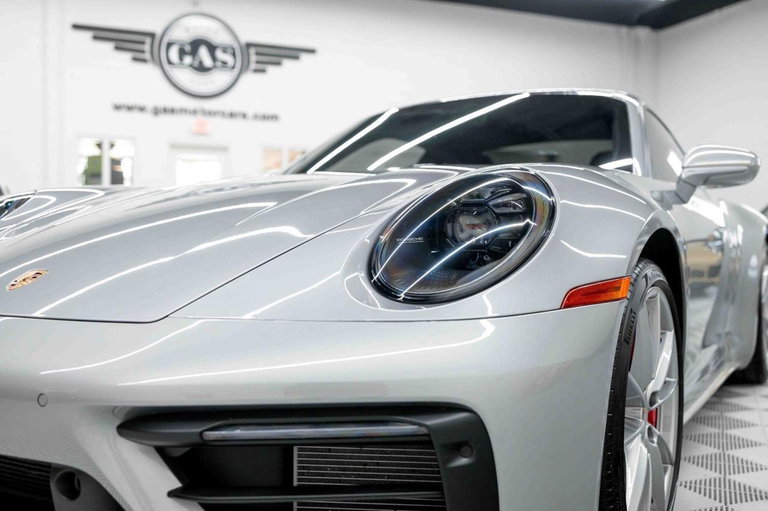 Porsche 992 Carrera GTS