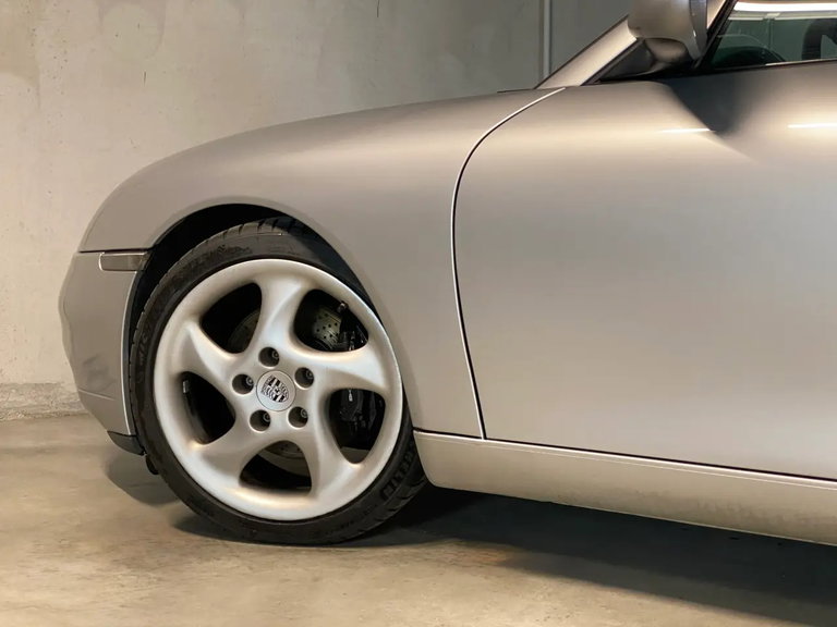 Porsche 996 Carrera