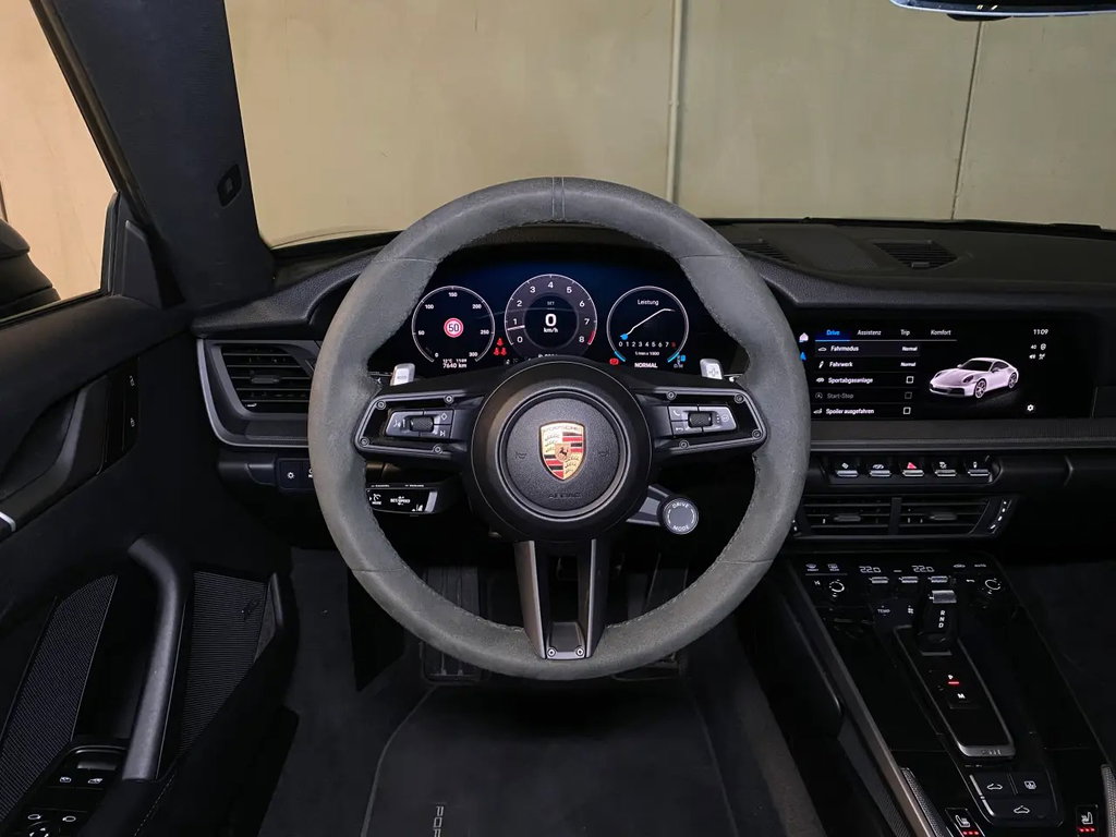 Porsche 992.2 Carrera