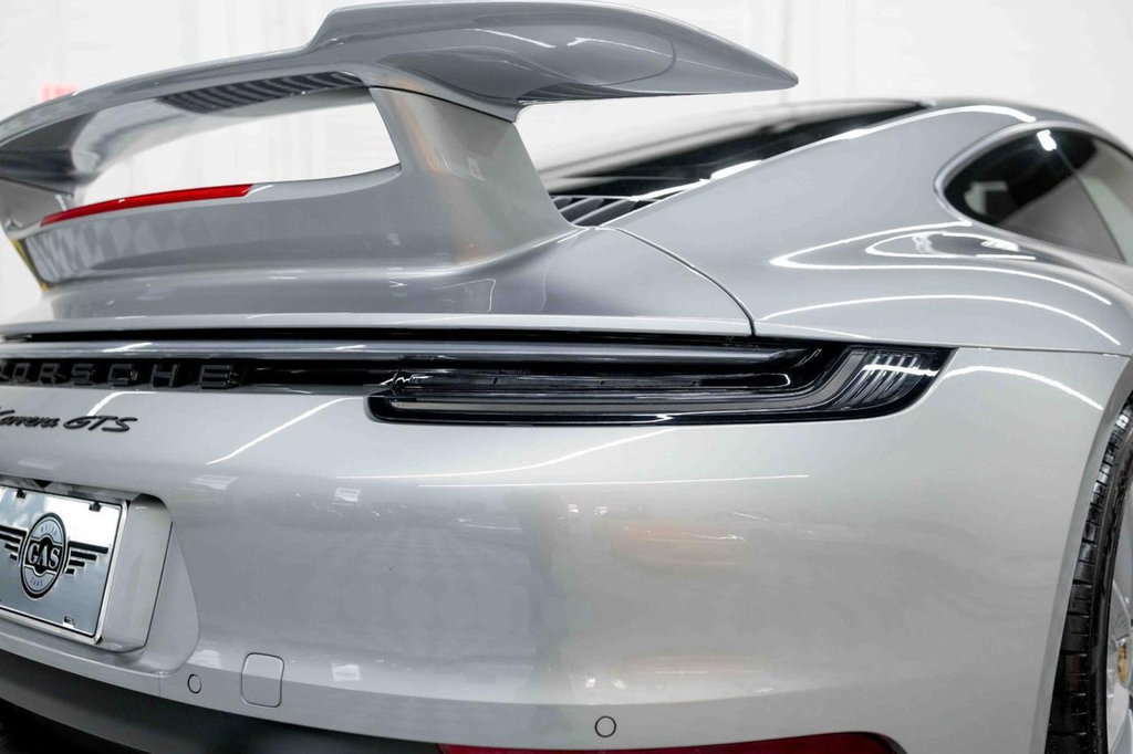 Porsche 992 Carrera GTS
