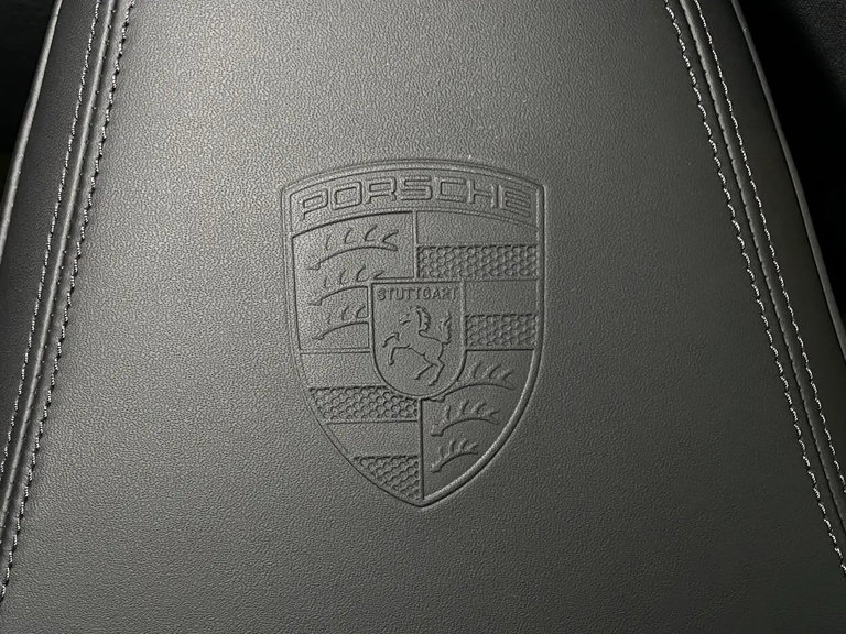 Porsche 992.2 Carrera