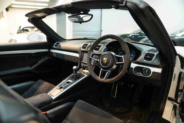 Porsche 981 Boxster Spyder
