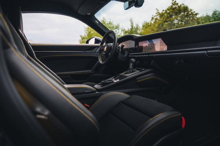 Porsche 992.2 GT3 Touring