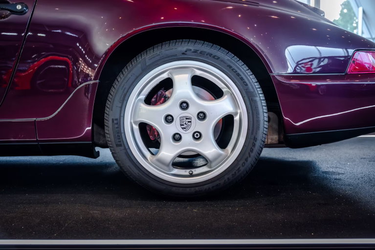 Porsche 964 Carrera 4