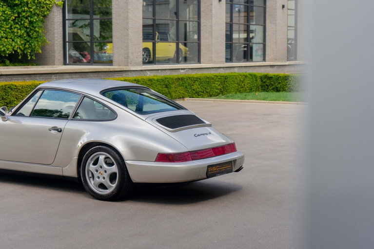 Porsche 964 Carrera 4
