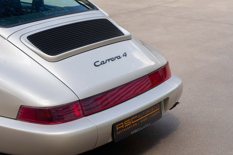 Porsche 964 Carrera 4
