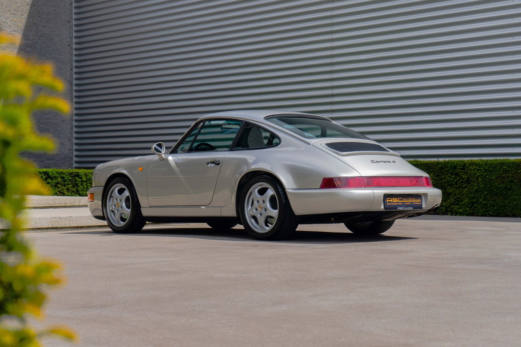 Porsche 964 Carrera 4