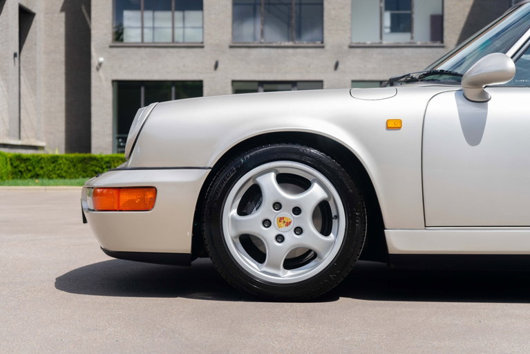 Porsche 964 Carrera 4