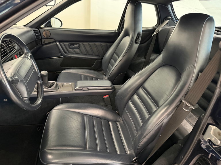 Porsche 968