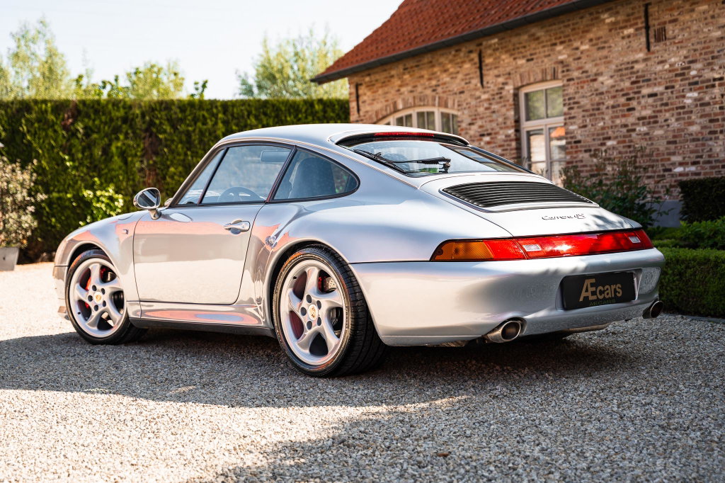 Porsche 993 Carrera 4S