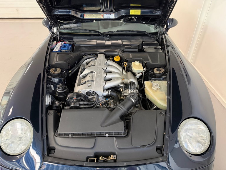 Porsche 968