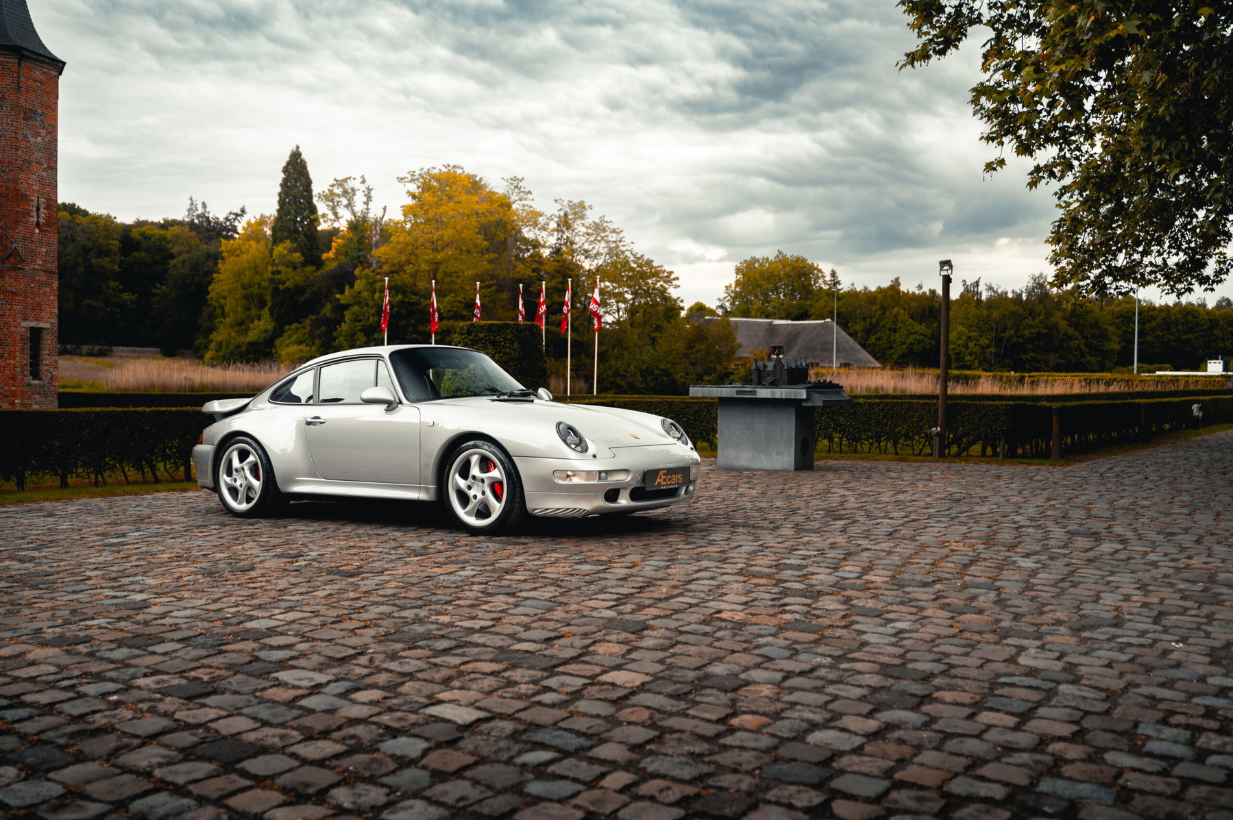 Porsche 993 Turbo 1996 - elferspot.com - Marketplace for Porsche