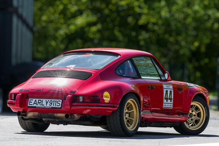 Porsche 911 Carrera 3.2 Clubsport