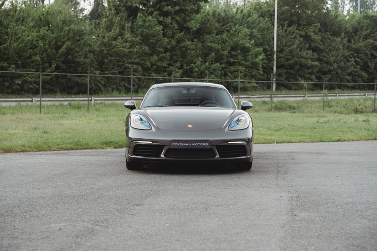 Porsche 718 Cayman