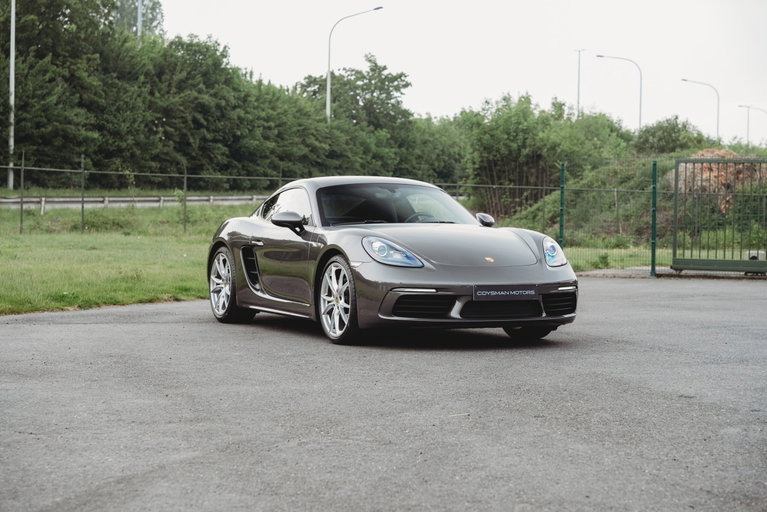 Porsche 718 Cayman