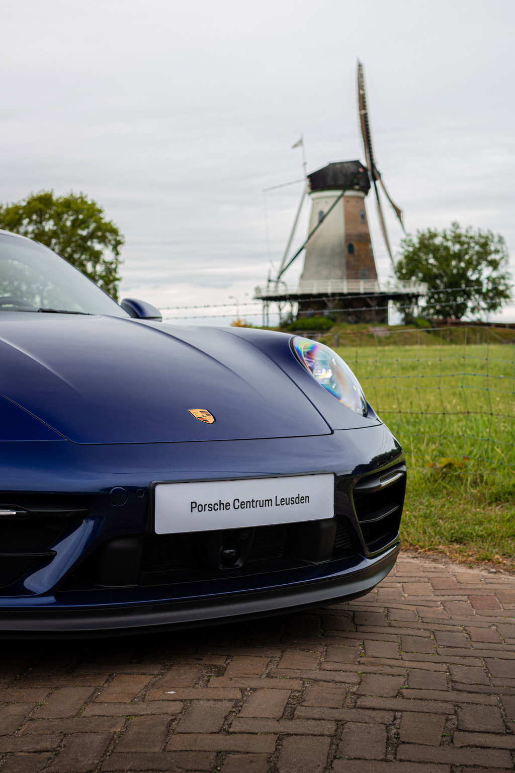 Porsche 992 Carrera 4 GTS