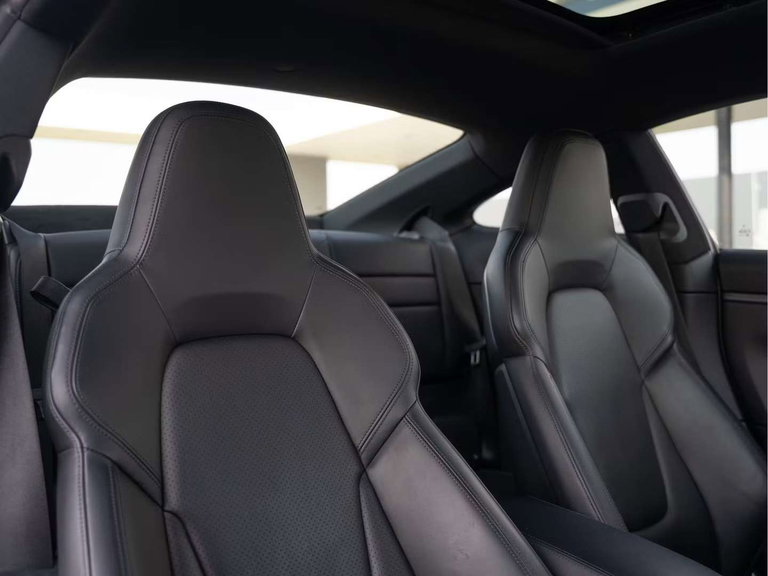 Porsche 992 Carrera S