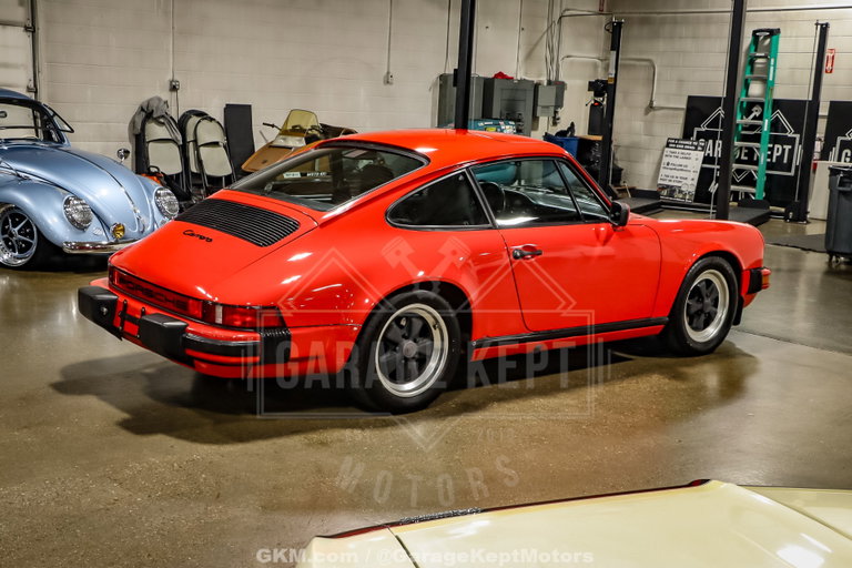 Porsche 911 Carrera 3.2