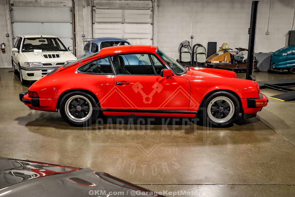 Porsche 911 Carrera 3.2