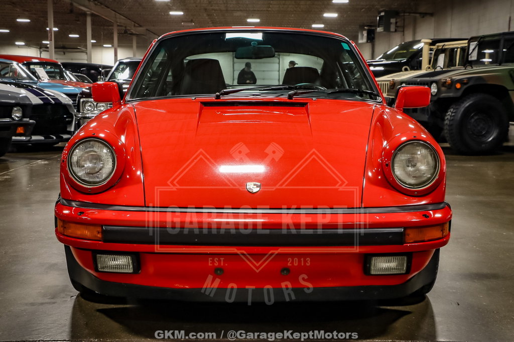 Porsche 911 Carrera 3.2
