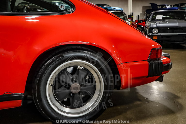 Porsche 911 Carrera 3.2