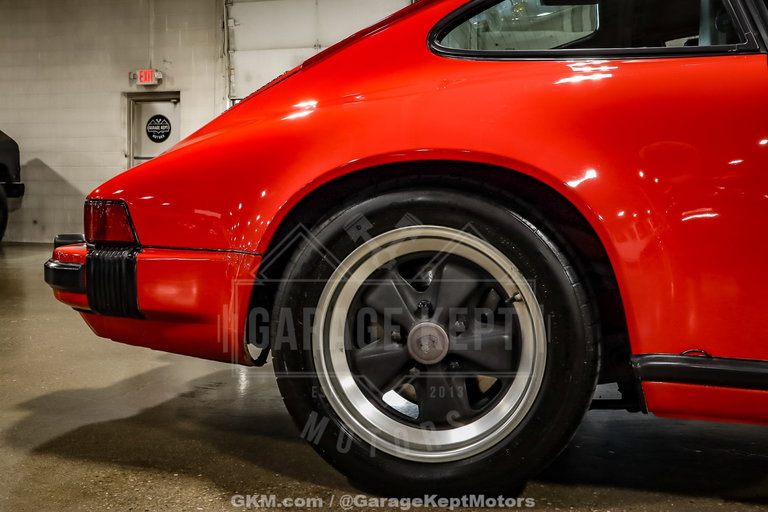 Porsche 911 Carrera 3.2