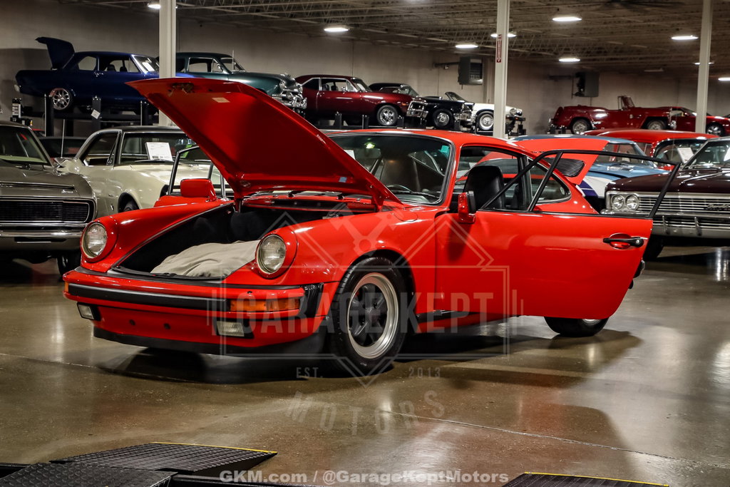 Porsche 911 Carrera 3.2