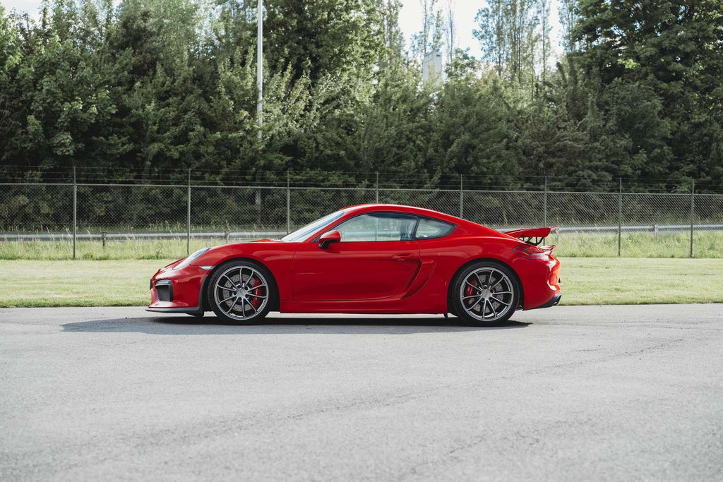 Porsche 981 Cayman GT4