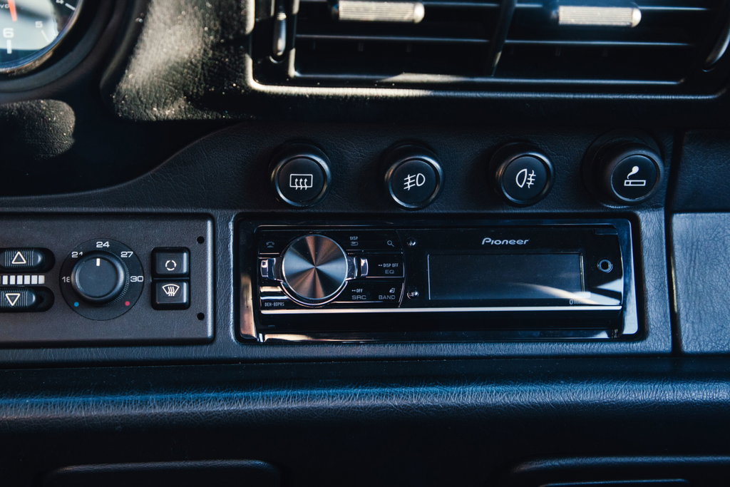 Porsche 993 Carrera 4