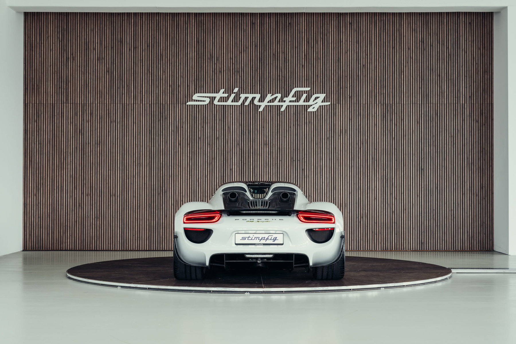 Porsche 918 Spyder 2014 - elferspot.com - Marketplace for Porsche
