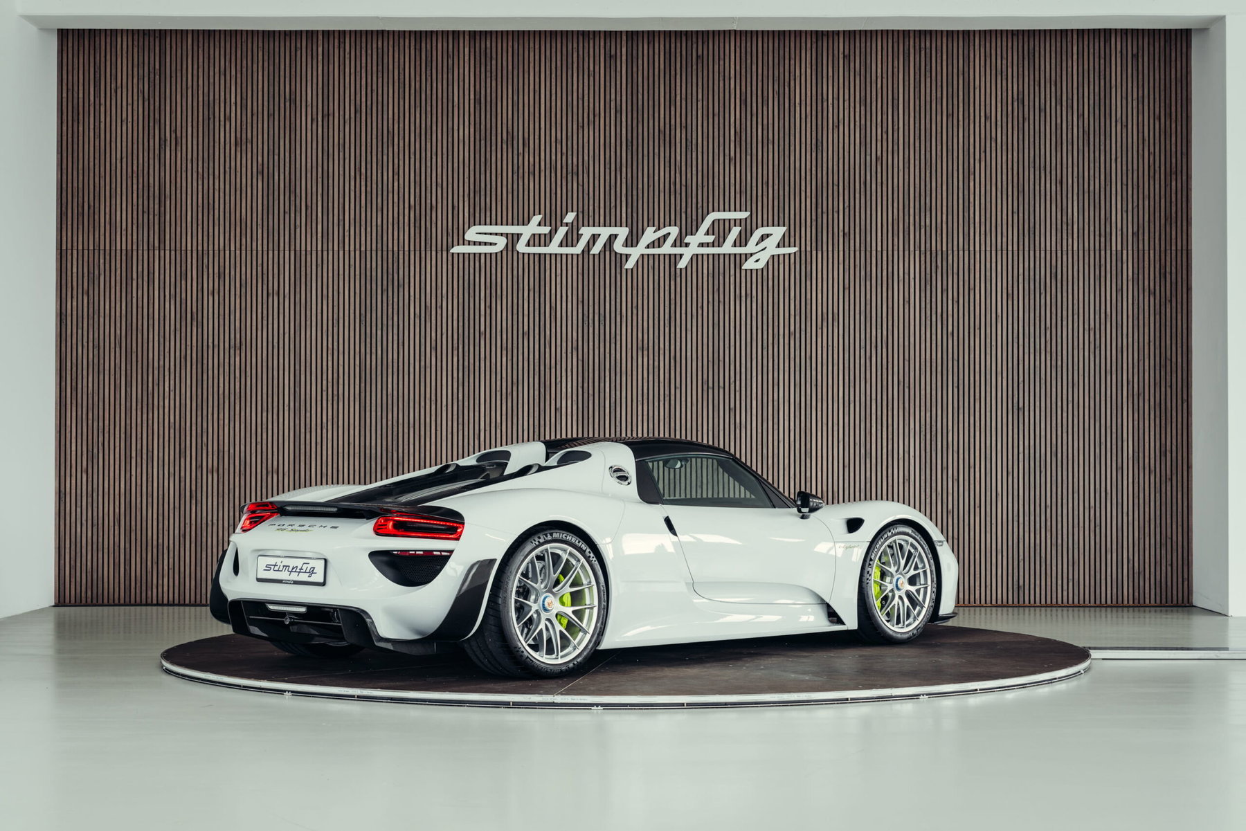 Porsche 918 Spyder 2014 - elferspot.com - Marketplace for Porsche
