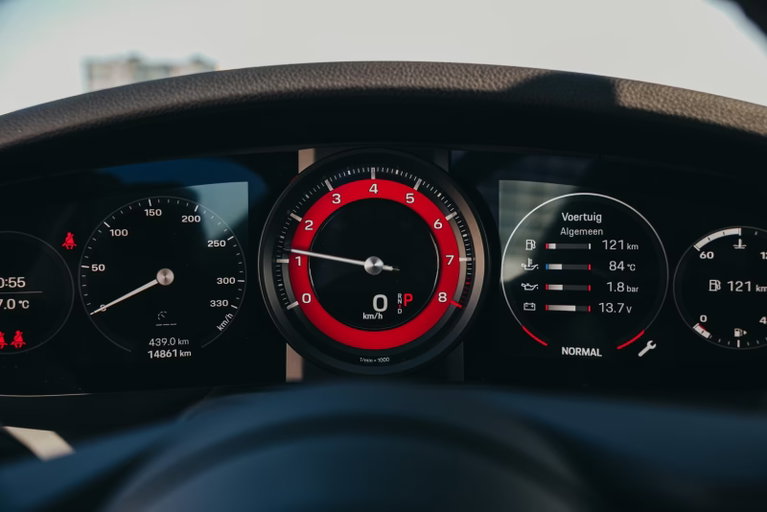 Porsche 992 Carrera T