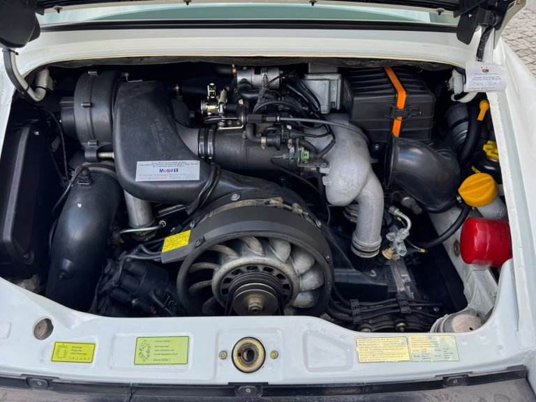 Porsche 964 Carrera 4