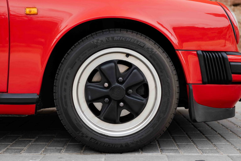 Porsche 911 SC