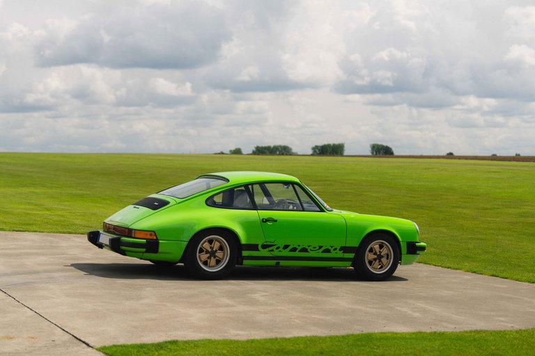 Porsche 911 Carrera 2.7