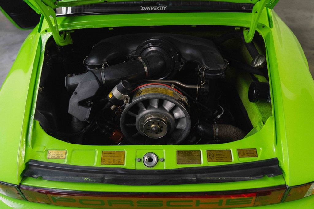 Porsche 911 Carrera 2.7
